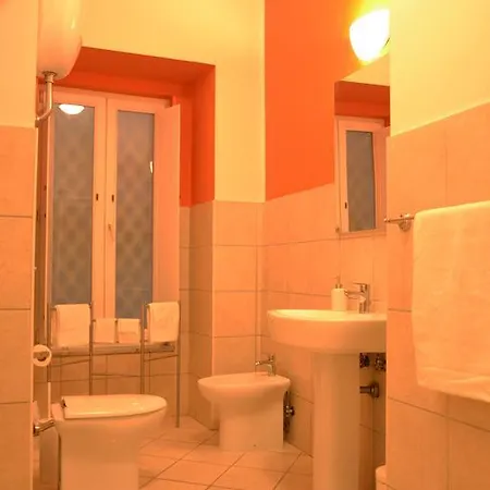 Apartment Sedile Di Porto Naples